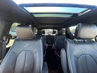 2022 Chrysler Pacifica Hybrid Limited