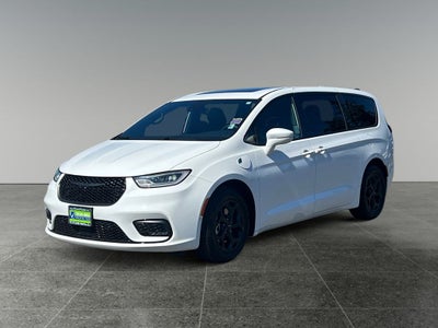 2022 Chrysler Pacifica Hybrid Limited