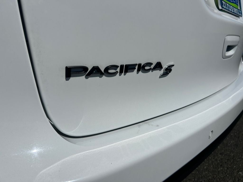 2022 Chrysler Pacifica Hybrid Limited