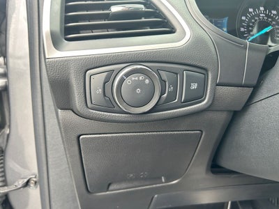 2022 Ford Edge SE