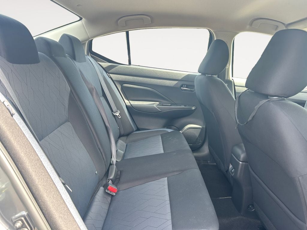 2023 Nissan Versa 1.6 SV