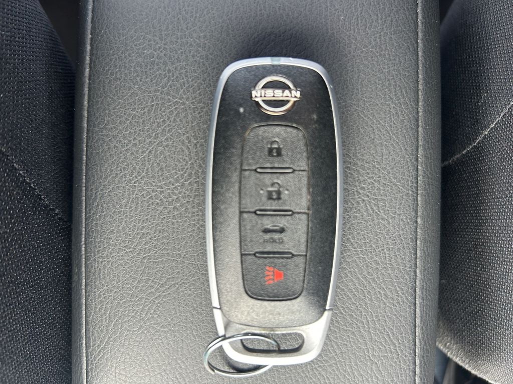 2023 Nissan Versa 1.6 SV