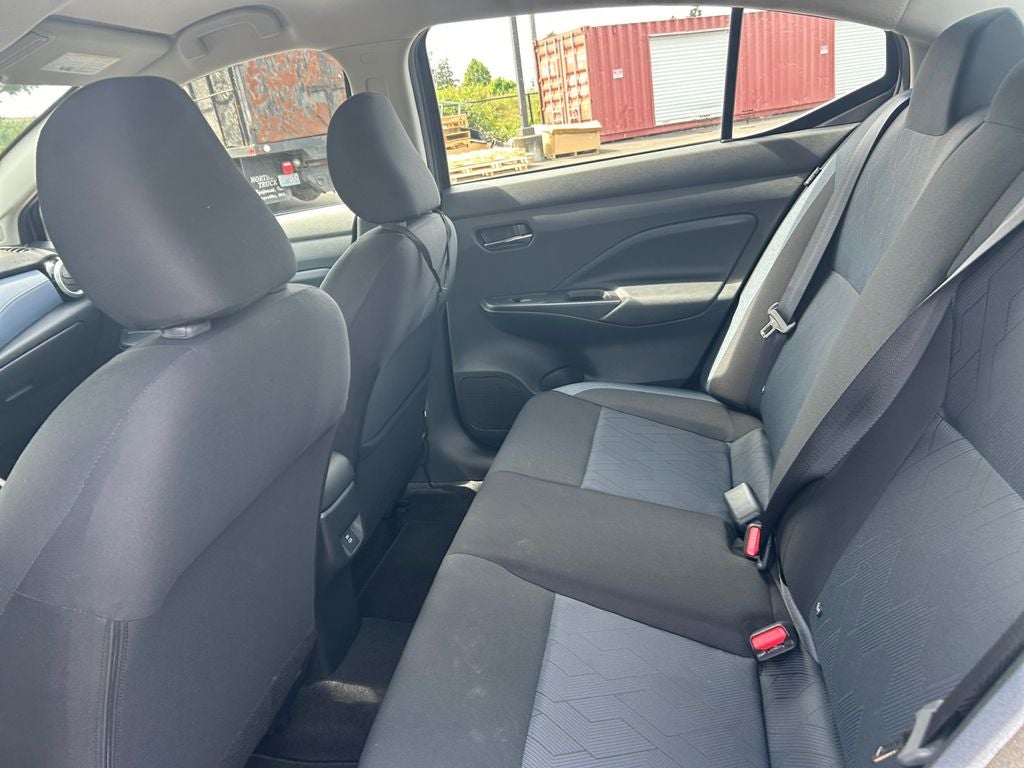 2023 Nissan Versa 1.6 SV