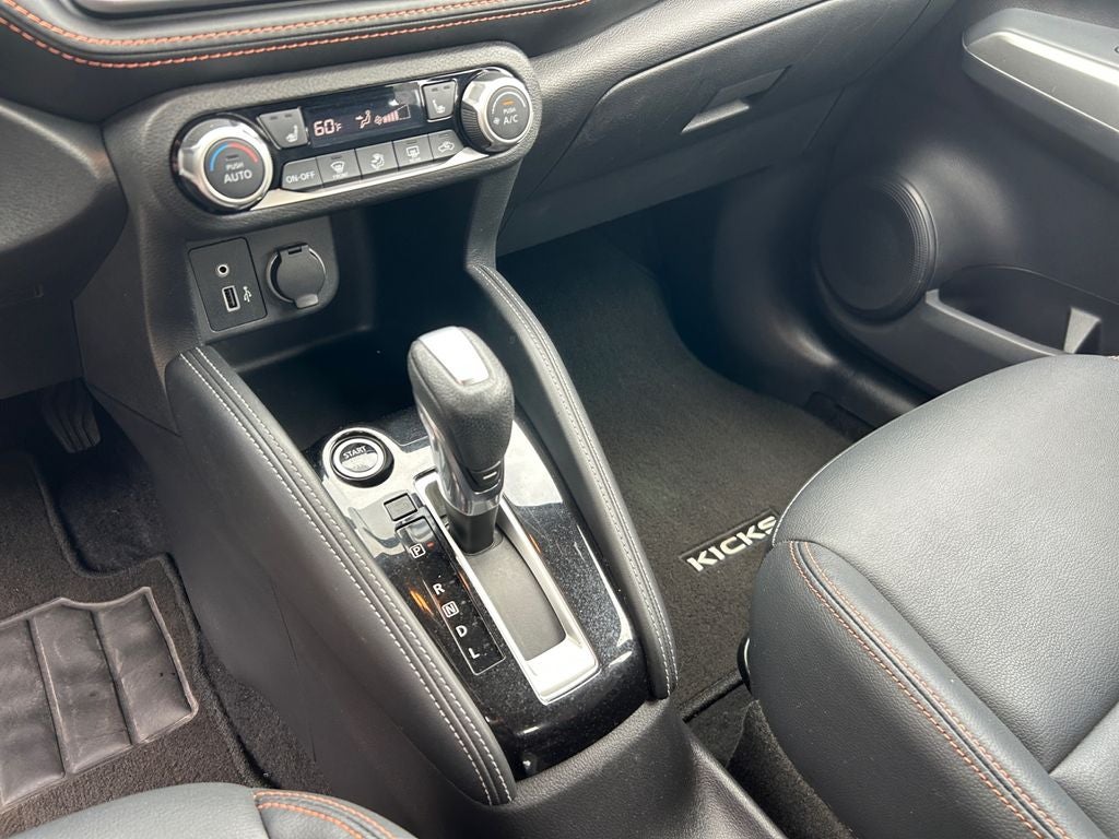 2019 Nissan Kicks SR