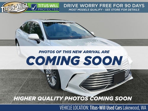 2022 Toyota Avalon Hybrid Limited