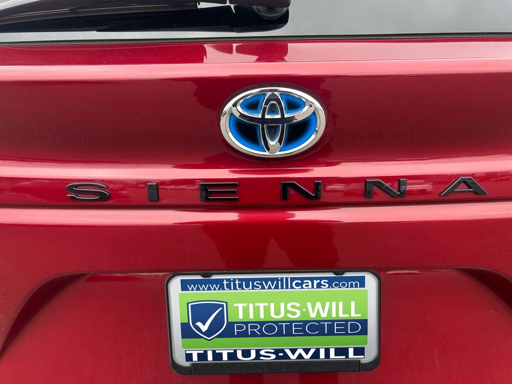2024 Toyota Sienna XSE 7 Passenger