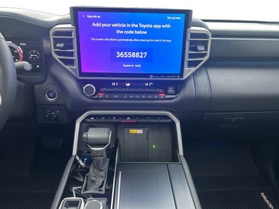 2023 Toyota Tundra Platinum 6" LIFTED W/ FUEL WHEELS