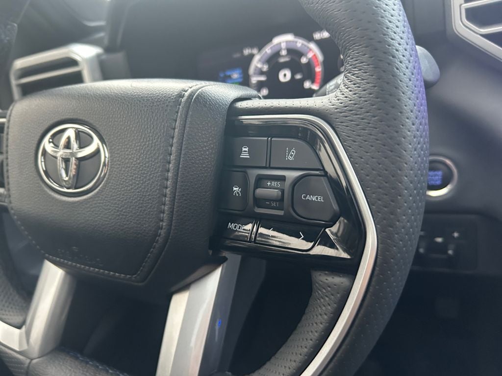 2023 Toyota Tundra Platinum 6" LIFTED W/ FUEL WHEELS