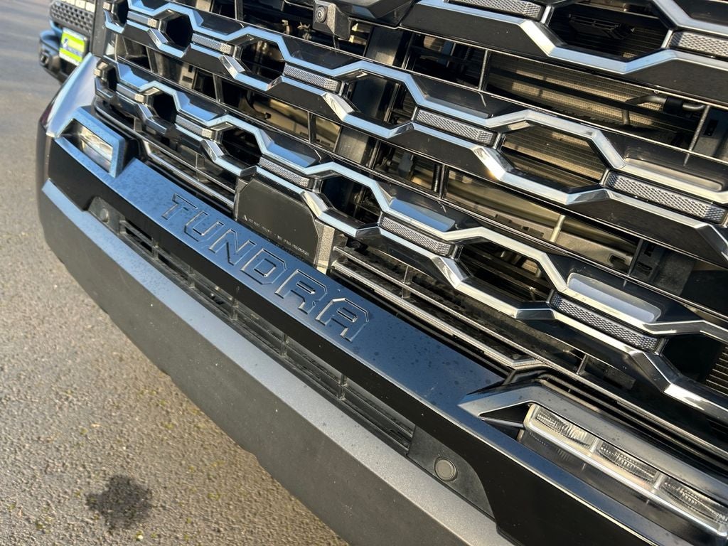 2023 Toyota Tundra Platinum 6" LIFTED W/ FUEL WHEELS