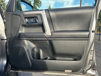2019 Toyota 4Runner SR5 Premium 3rd Row Seating