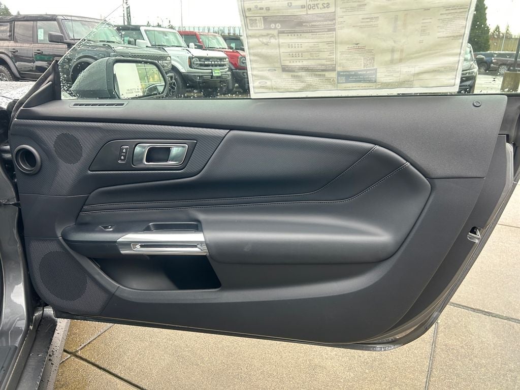 2025 Ford Mustang GT Premium