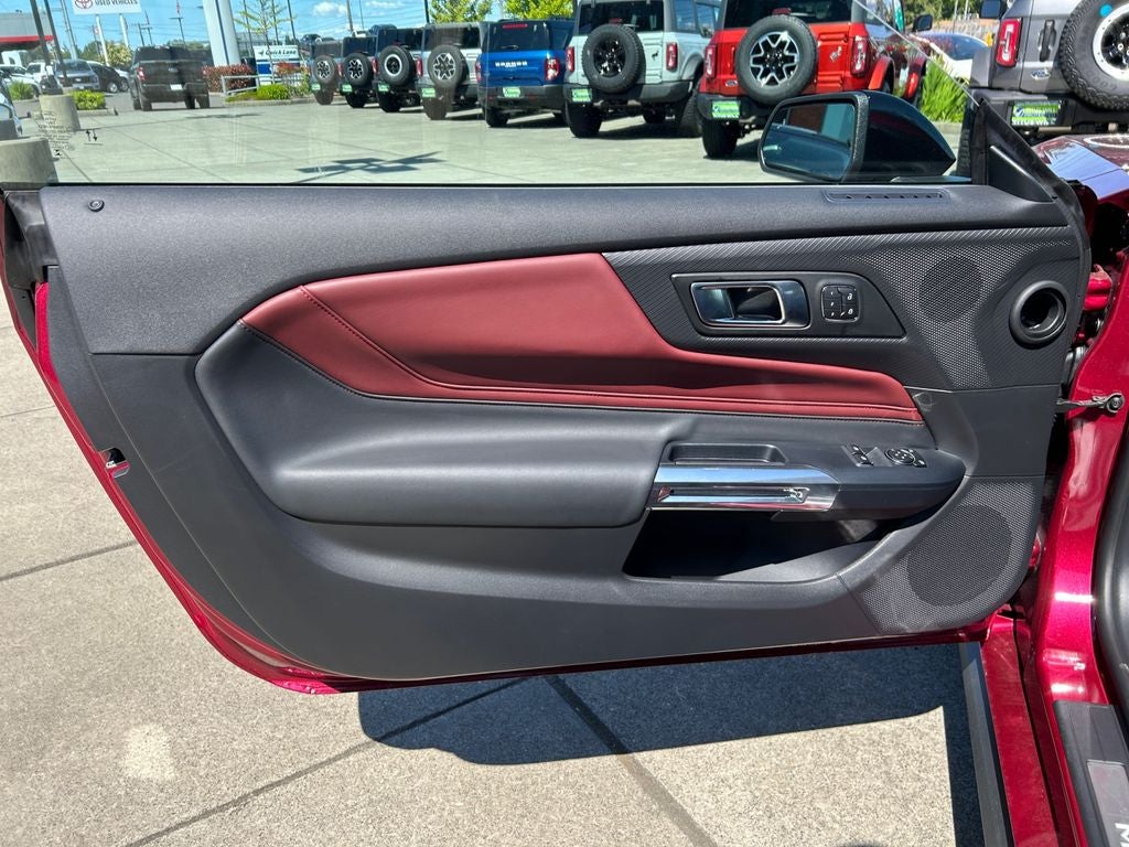 2025 Ford Mustang GT Premium