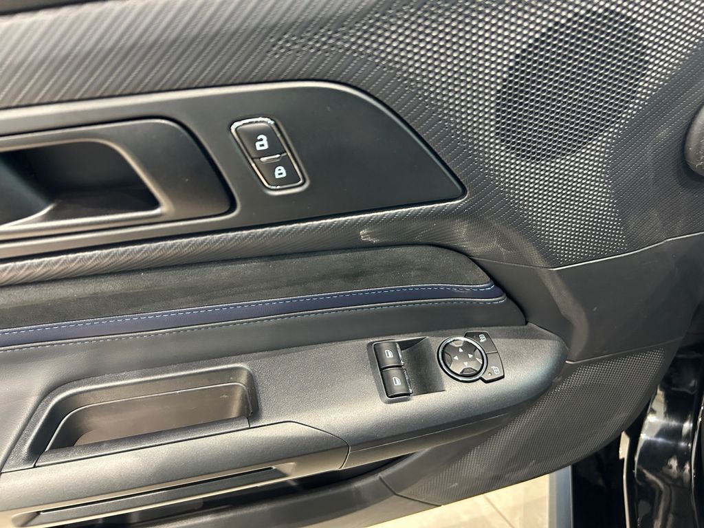 2025 Ford Mustang Dark Horse