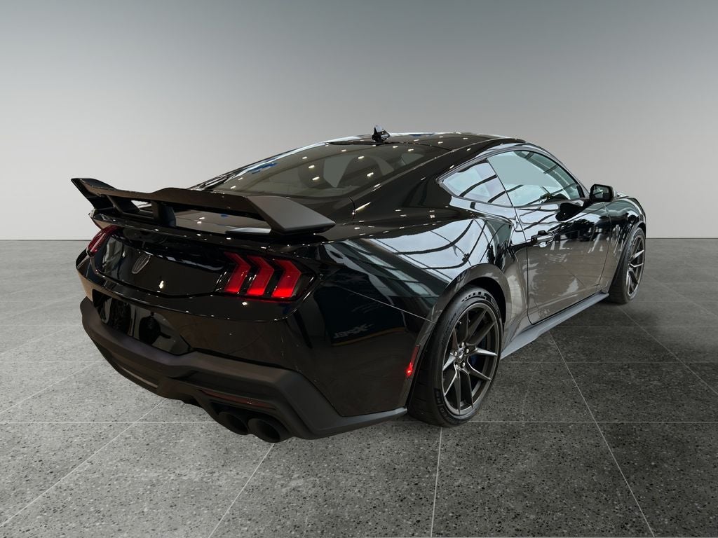 2025 Ford Mustang Dark Horse