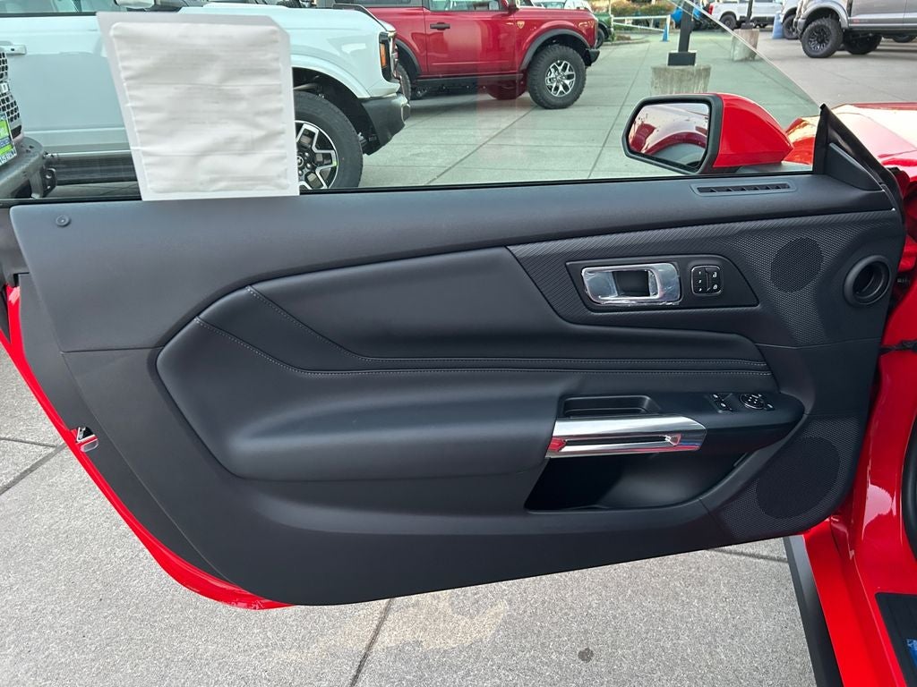 2025 Ford Mustang EcoBoost Premium