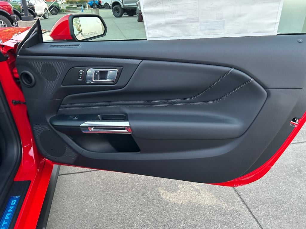 2025 Ford Mustang EcoBoost Premium