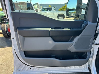 2025 Ford F-600SD XL