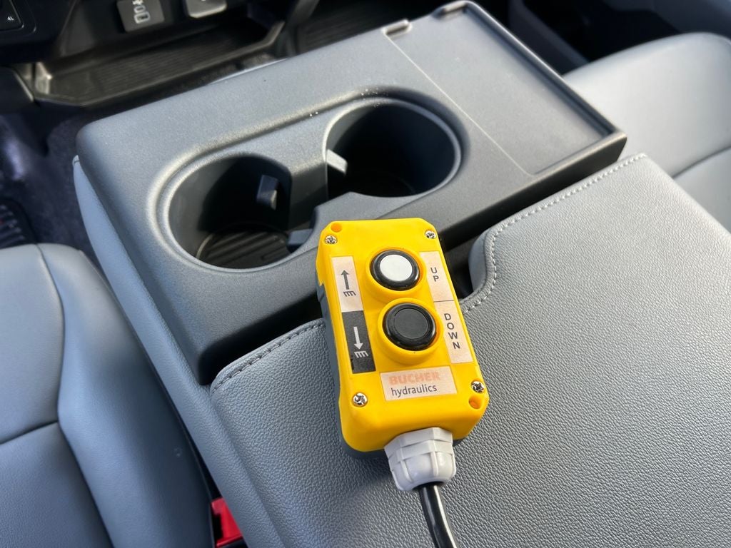 2025 Ford F-600SD XL