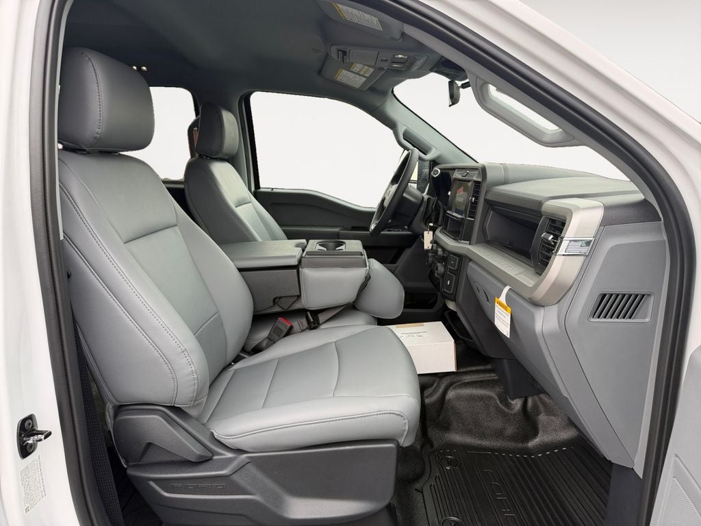 2027 Ford F-550SD XL INTRANSIT
