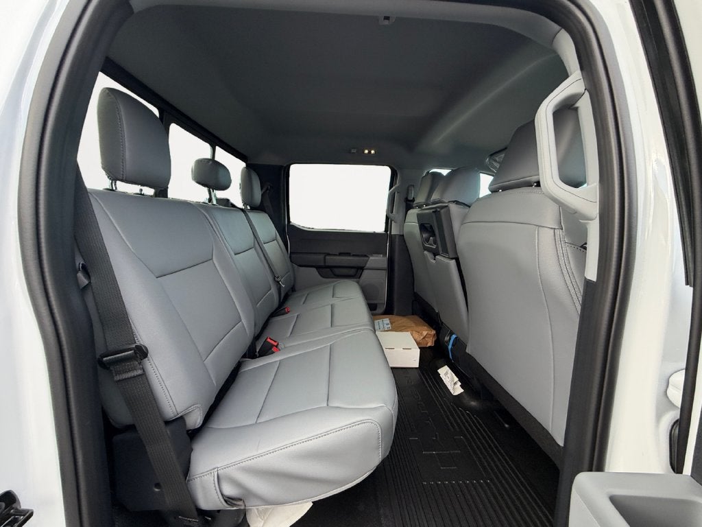 2027 Ford F-550SD XL DRW