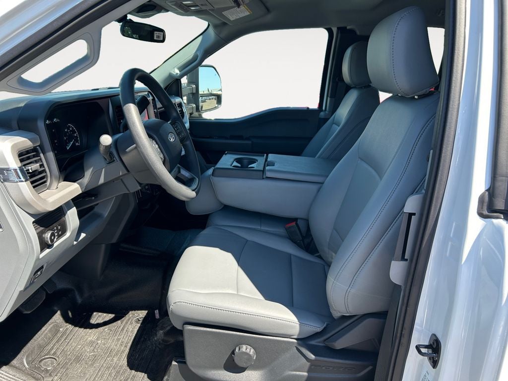 2025 Ford F-550SD XL DRW