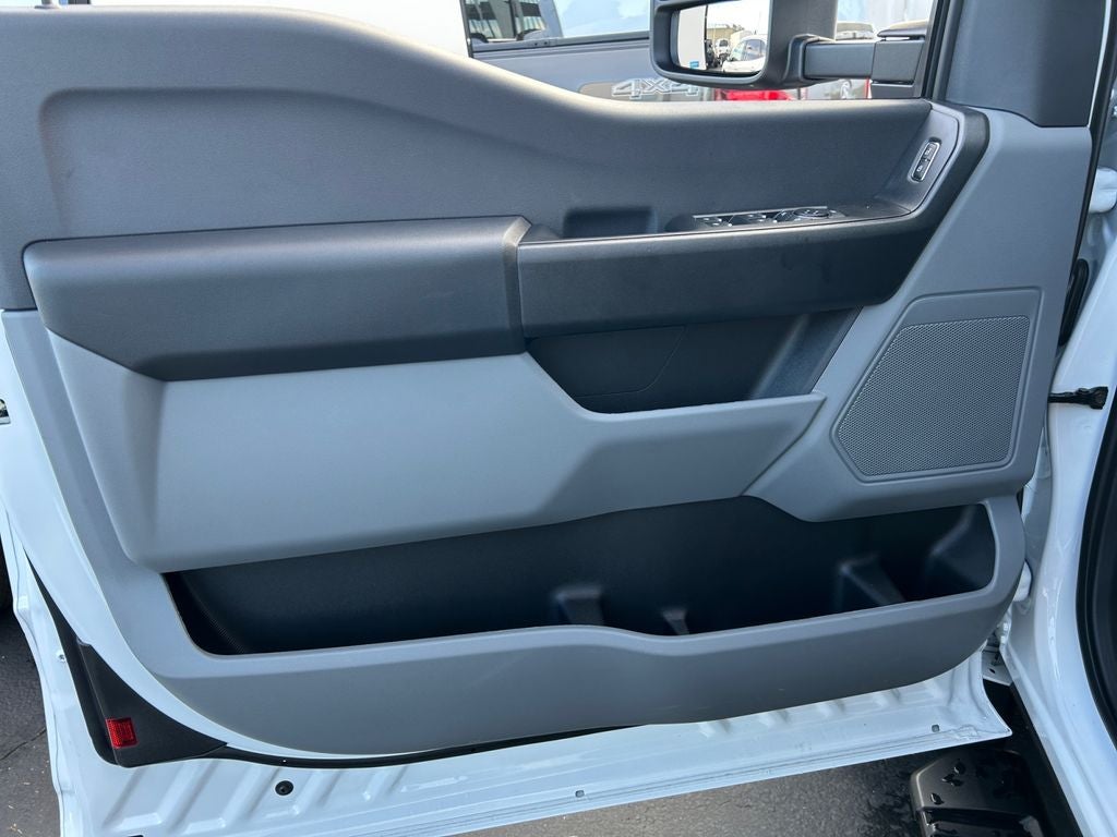 2026 Ford F-550 Crane XL DRW