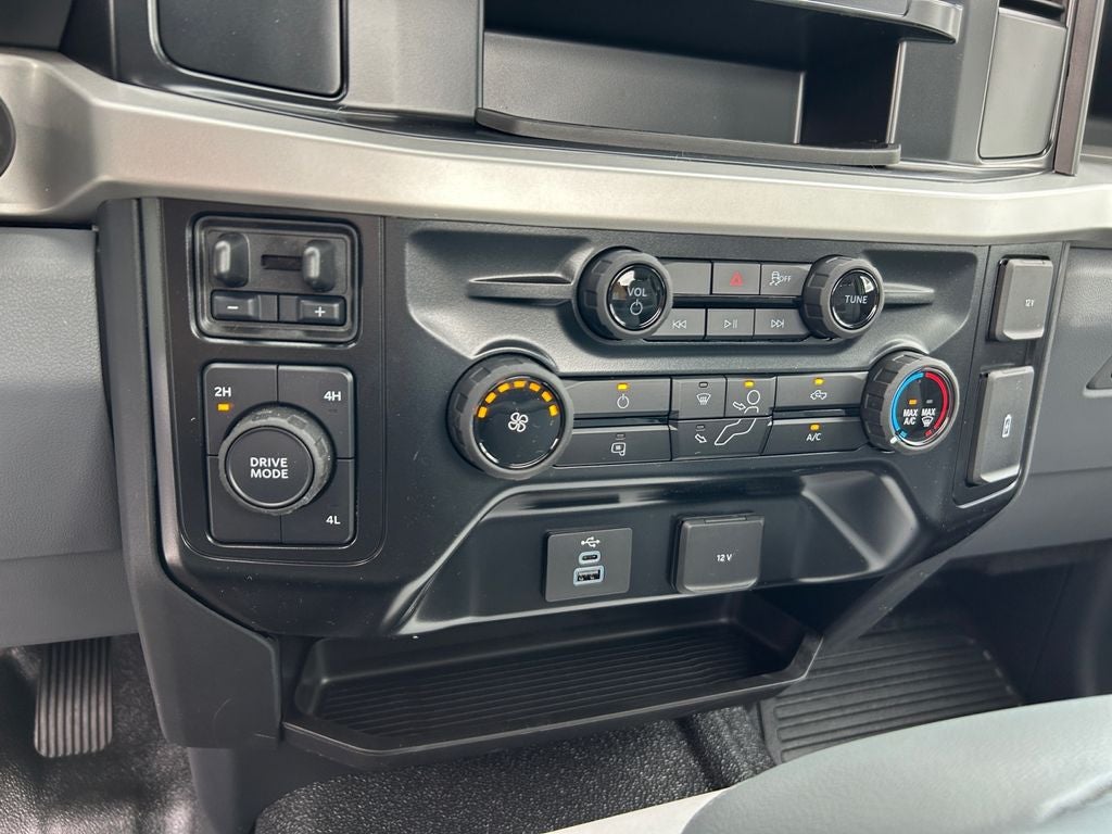 2025 Ford F-550SD XL DRW