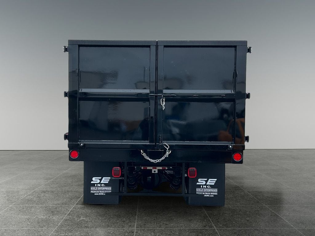 2026 Ford F-750SD Base