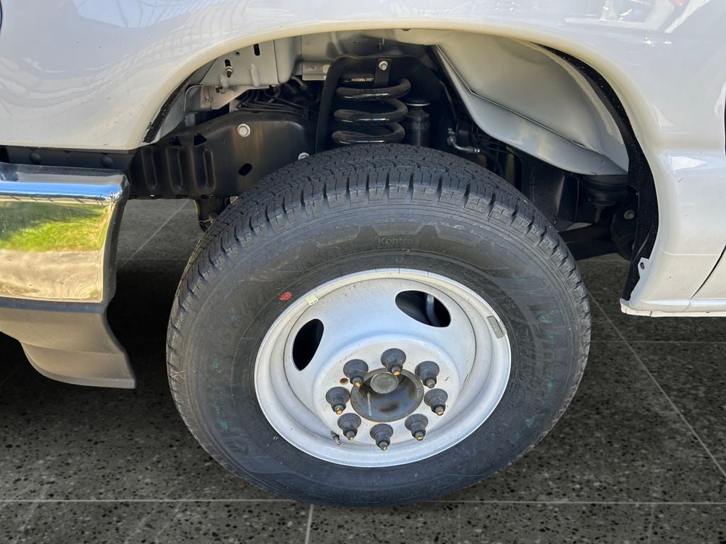 2026 Ford E-450SD Base