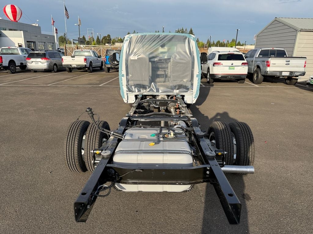 2027 Ford E-450SD Base