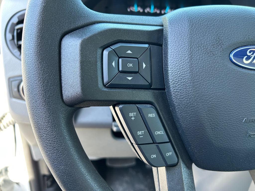 2025 Ford E-450SD Base