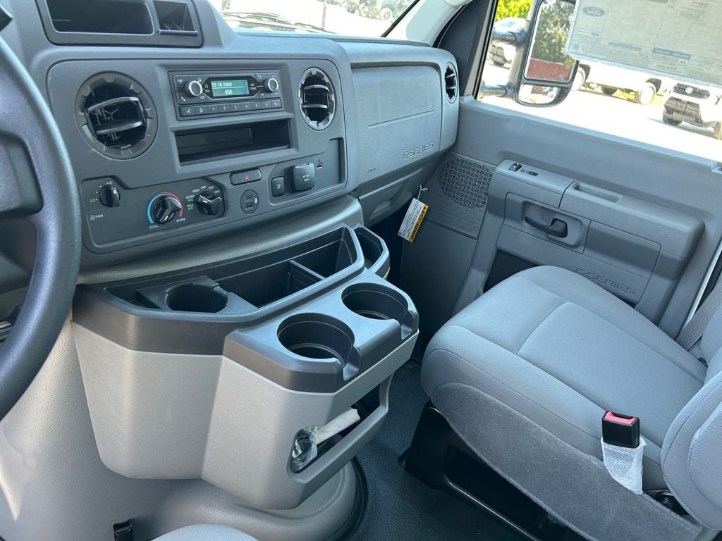 2025 Ford E-450SD Base