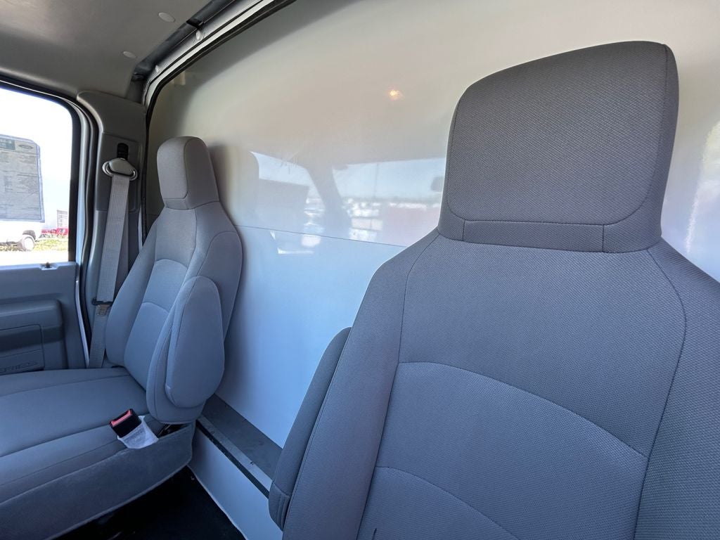 2025 Ford E-450SD Base