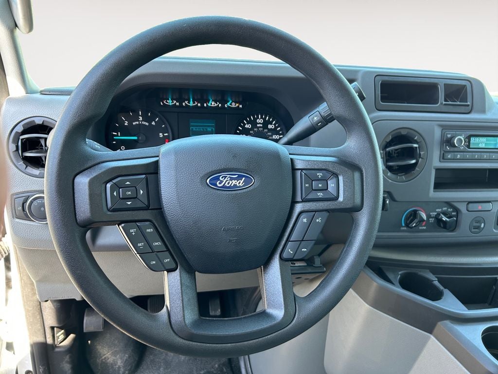 2025 Ford E-450SD Base