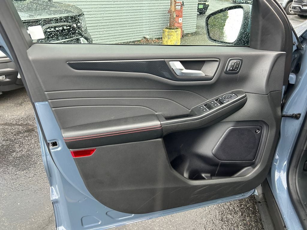 2024 Ford Escape ST-Line Elite