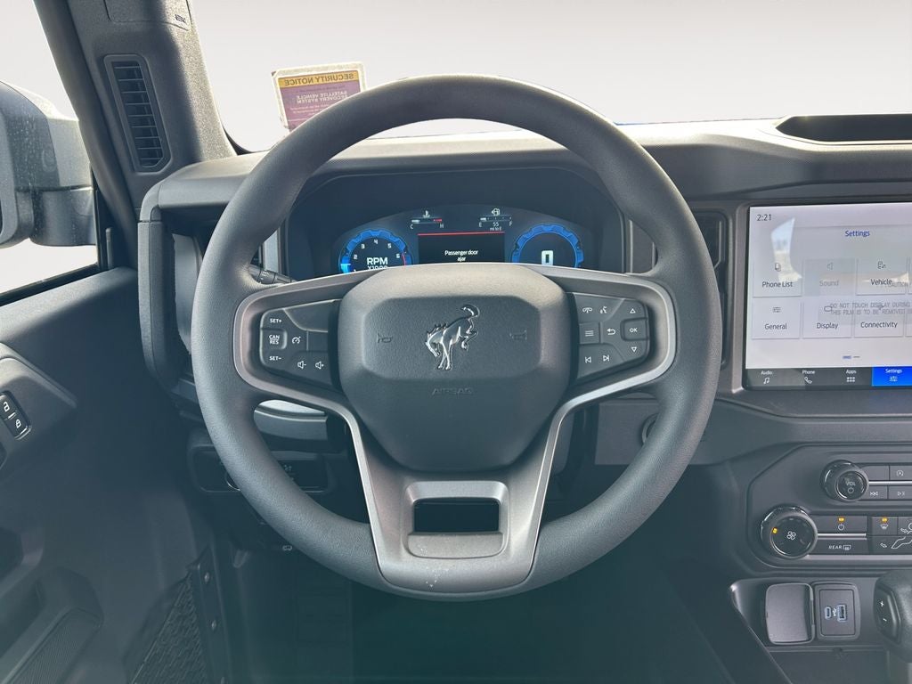 2025 Ford Bronco Base