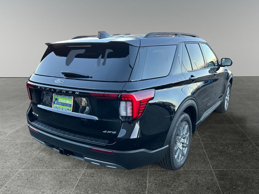 2025 Ford Explorer Active