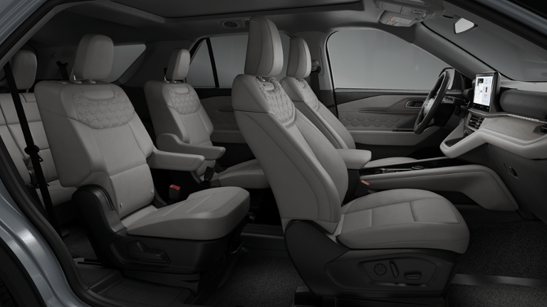 2026 Ford Explorer Platinum INTRANSIT