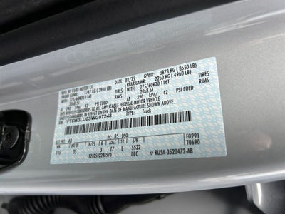 2025 Ford F-150 Lightning Flash