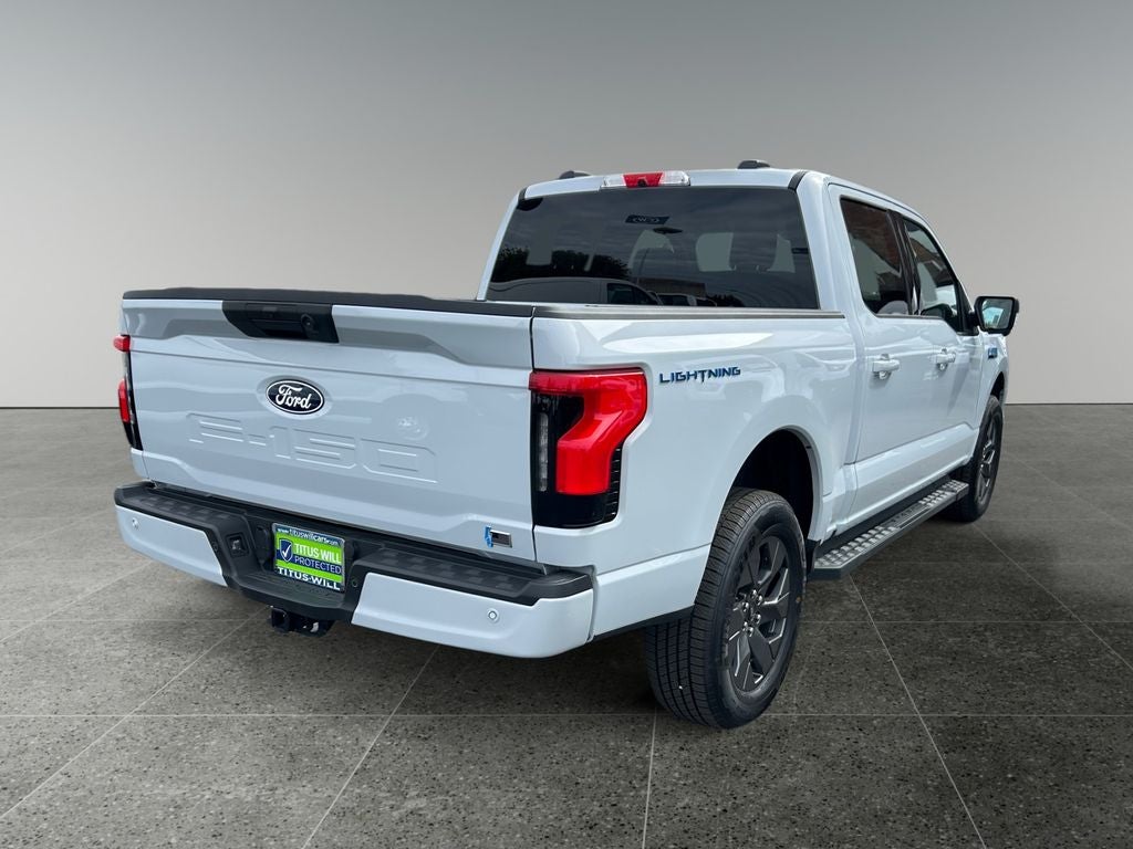 2025 Ford F-150 Lightning Flash