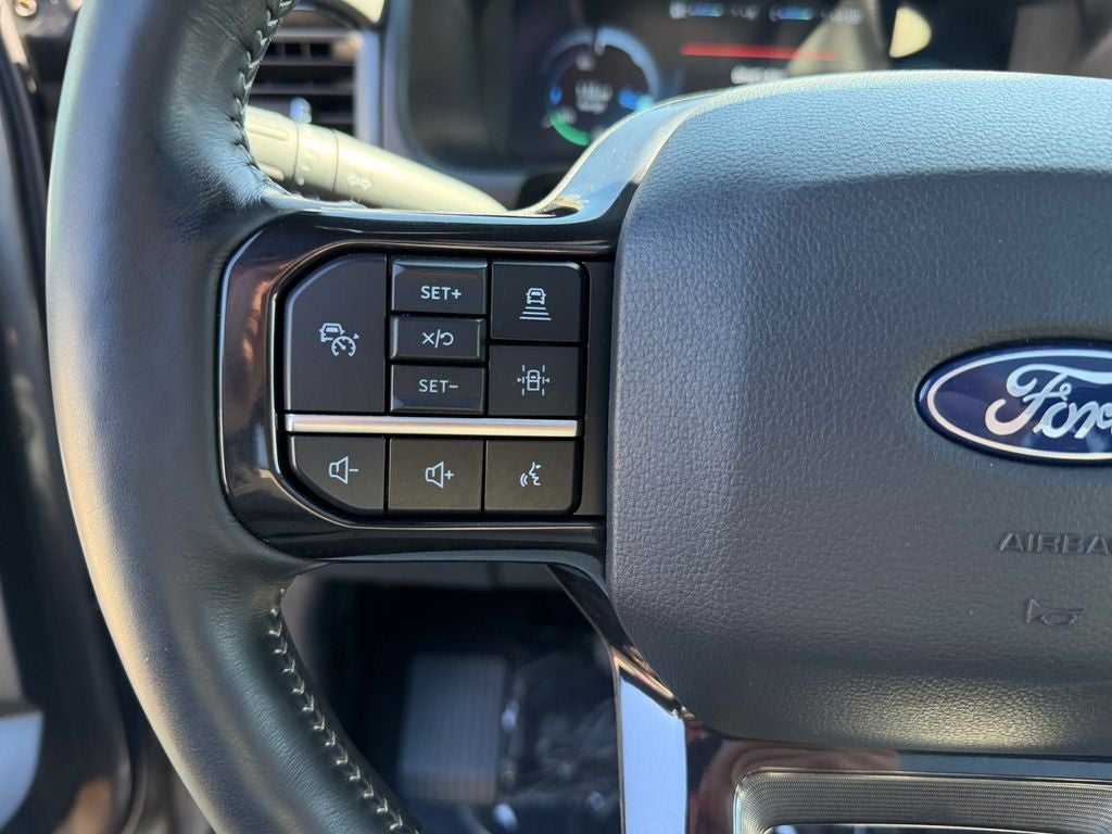 2024 Ford F-150 Lightning Platinum