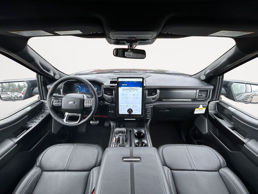 2025 Ford F-150 Lightning Platinum