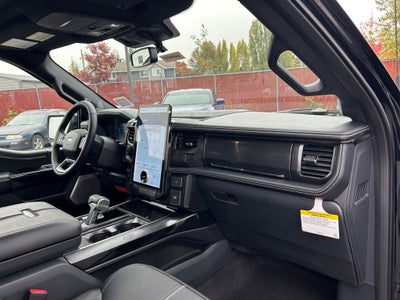 2025 Ford F-150 Lightning Platinum