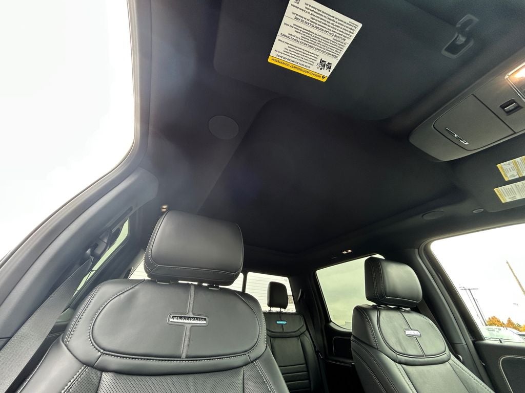 2025 Ford F-150 Lightning Platinum