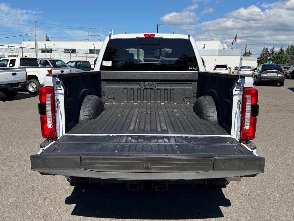2026 Ford F-250SD Lariat ROUSH