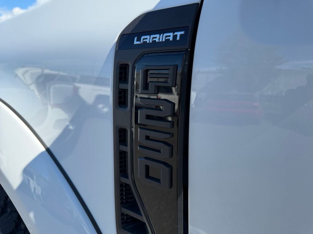 2026 Ford F-250SD Lariat ROUSH
