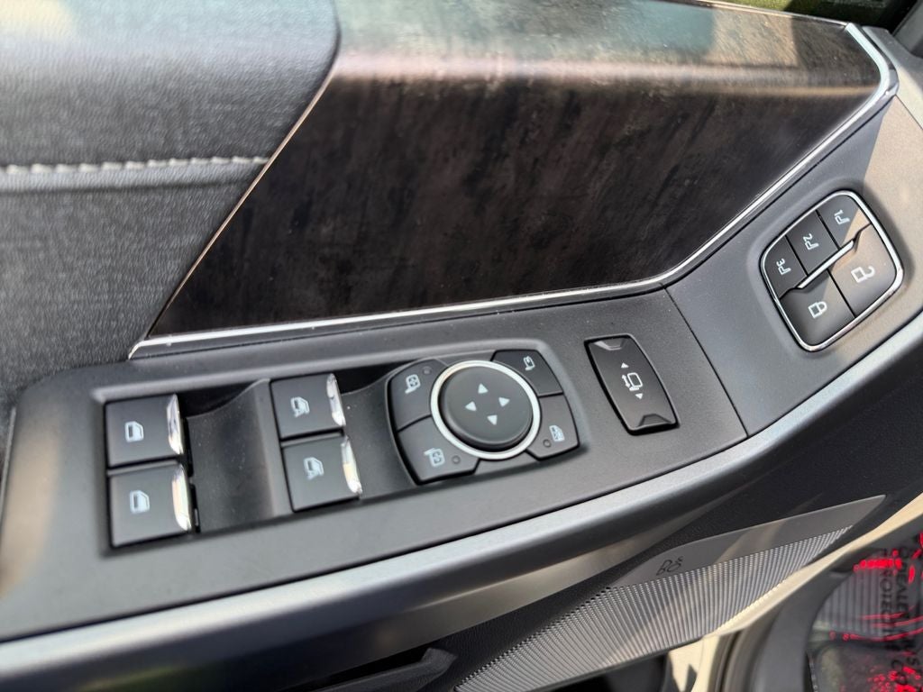 2026 Ford F-250SD Lariat black widow