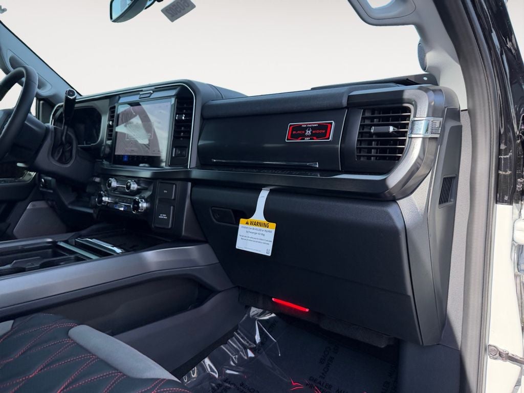 2026 Ford F-250SD Lariat black widow