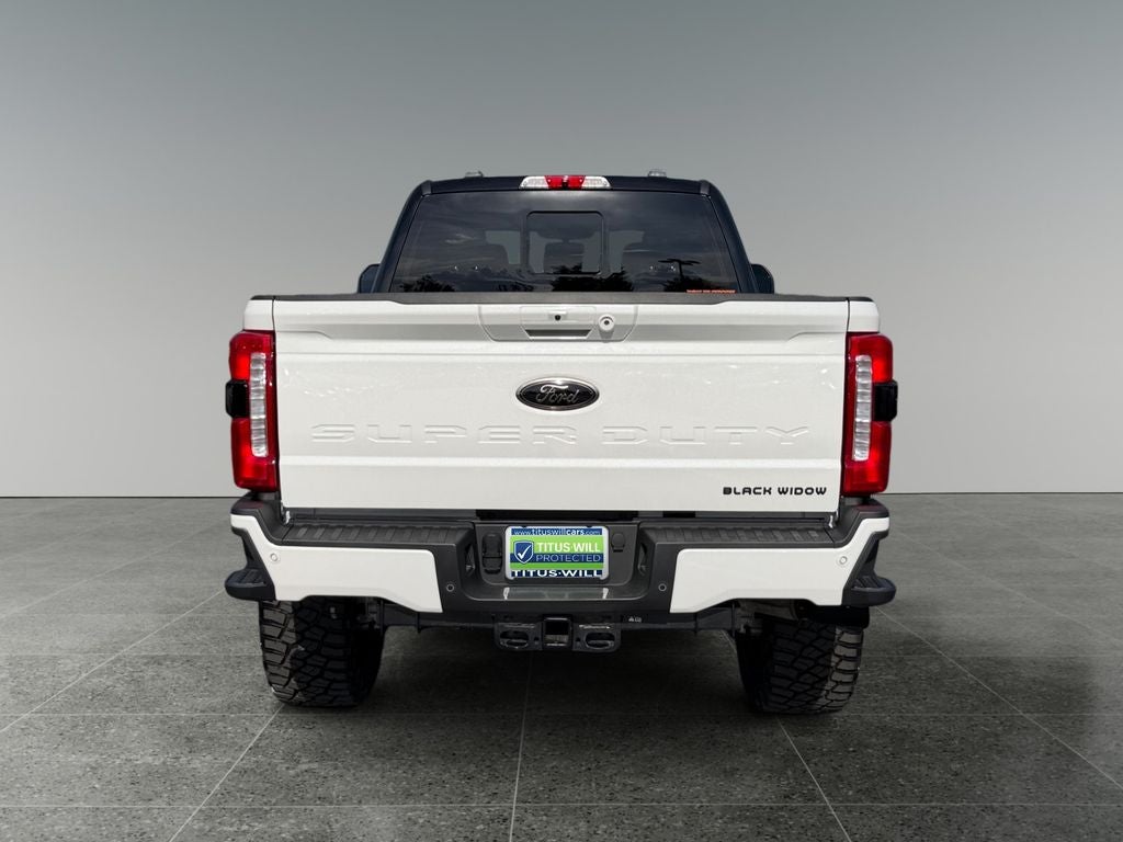 2026 Ford F-250SD Lariat black widow