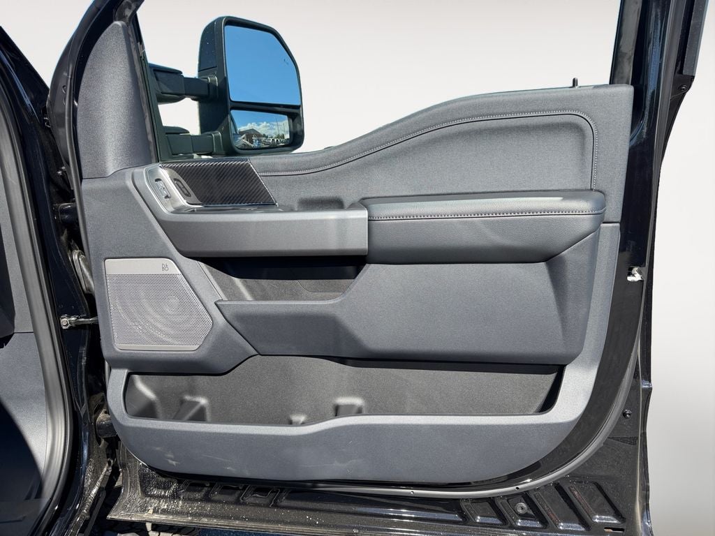 2026 Ford F-250SD Lariat ROUSH